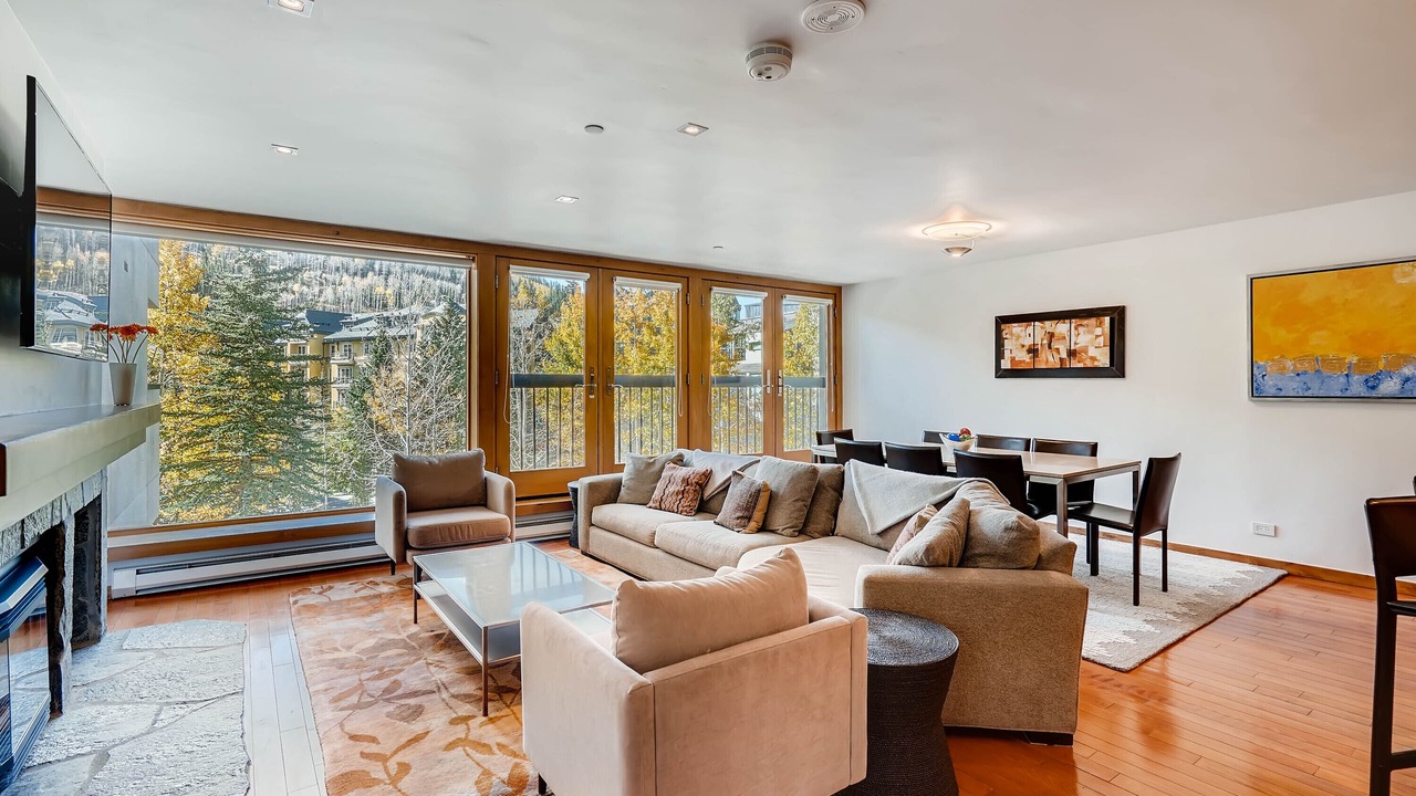 Photo of Livingroom in Vail