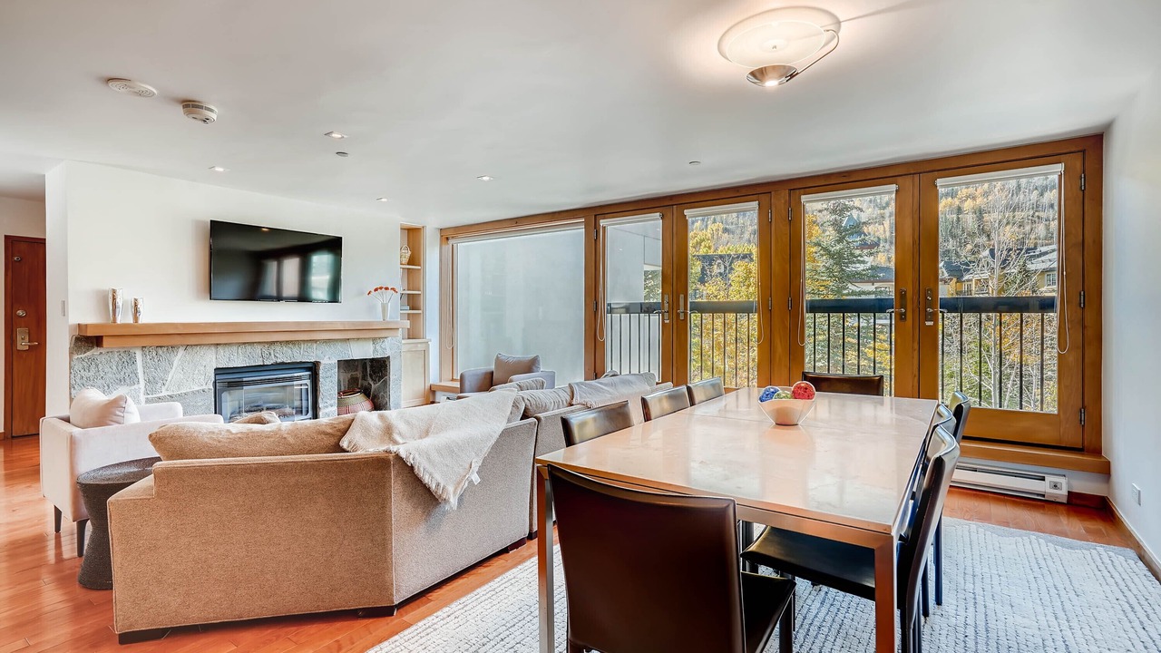Photo of Livingroom in Vail