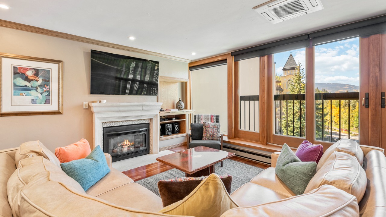 Photo of Livingroom in Vail