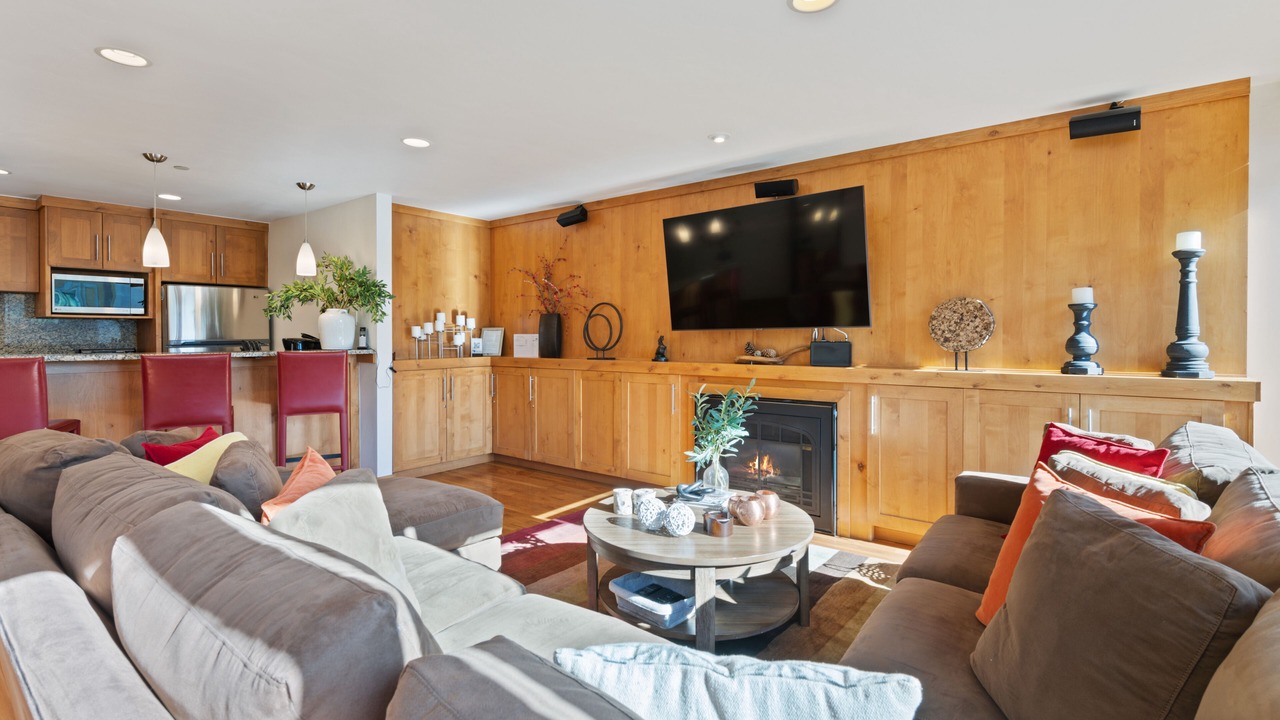 Photo of Livingroom in Vail