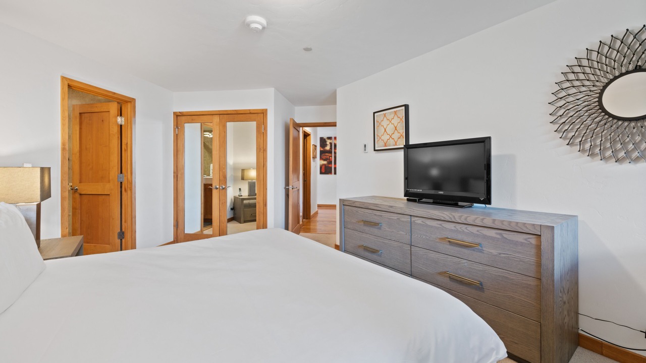 Photo of Bedroom in Vail