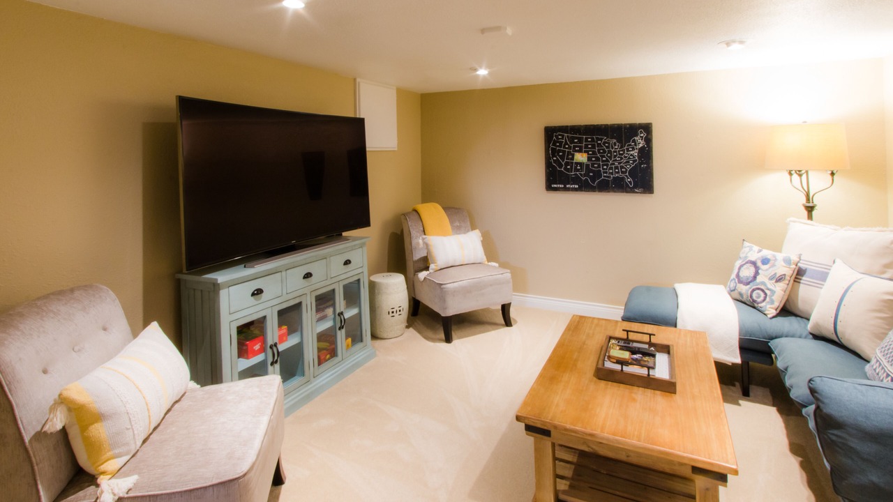 Photo of Livingroom in Central Colorado Springs