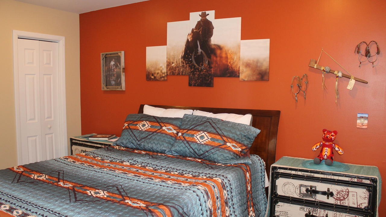 Photo of Bedroom in Forest Lakes