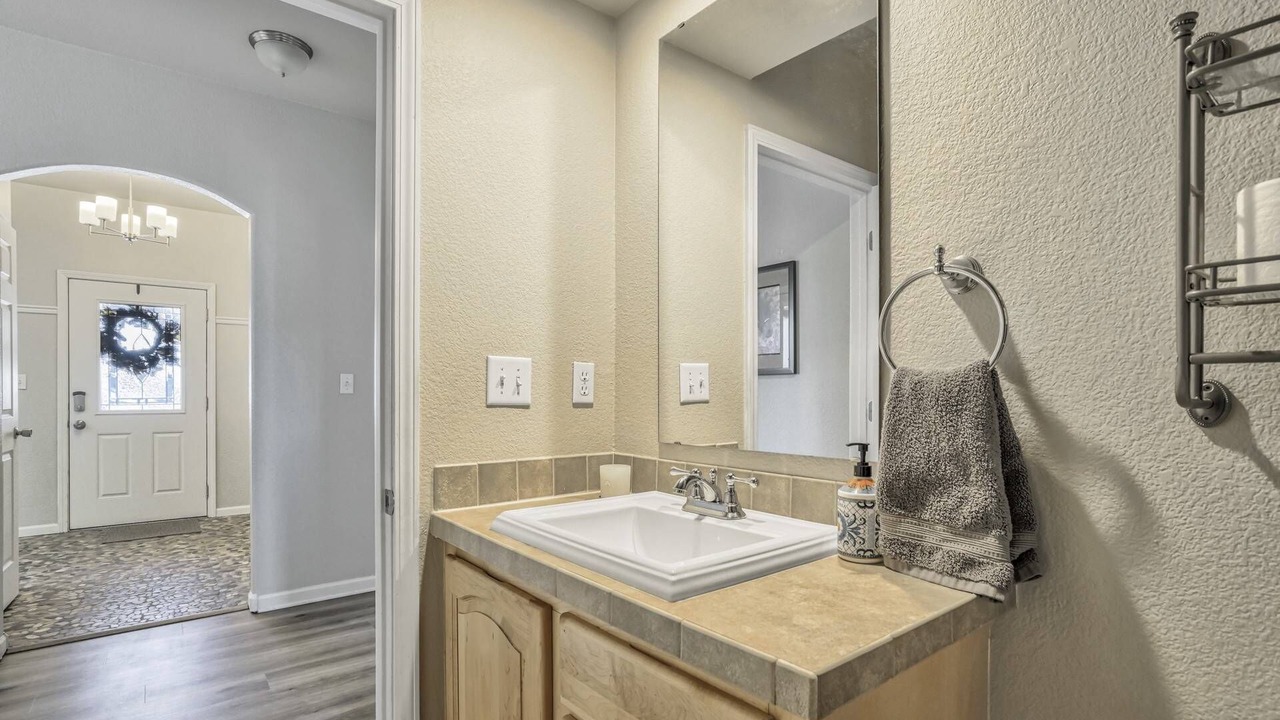 Photo of Bathroom in Rainbow Valley