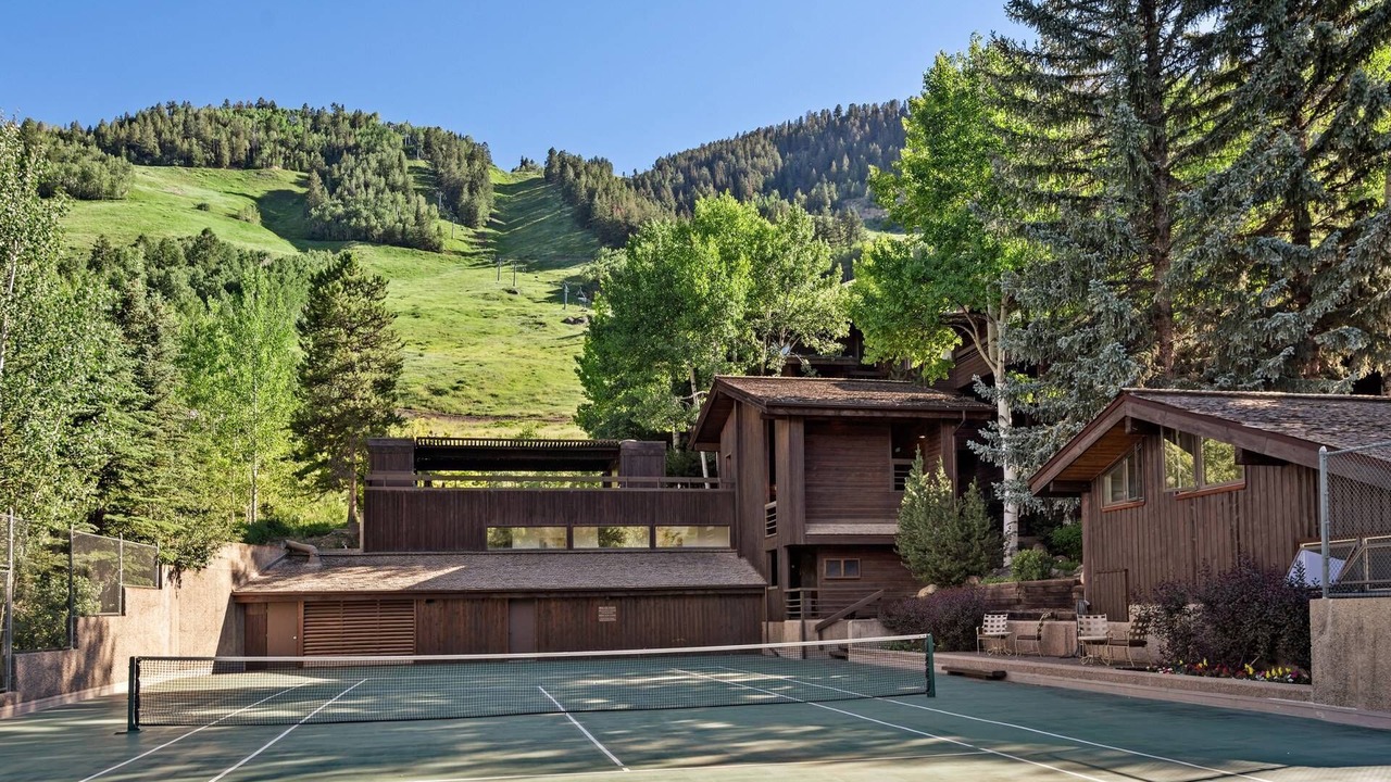 Photo of Others in Aspen
