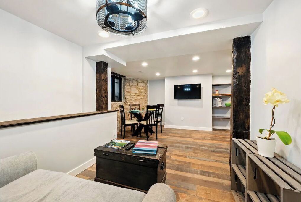 Photo of Livingroom in Sloan Lake