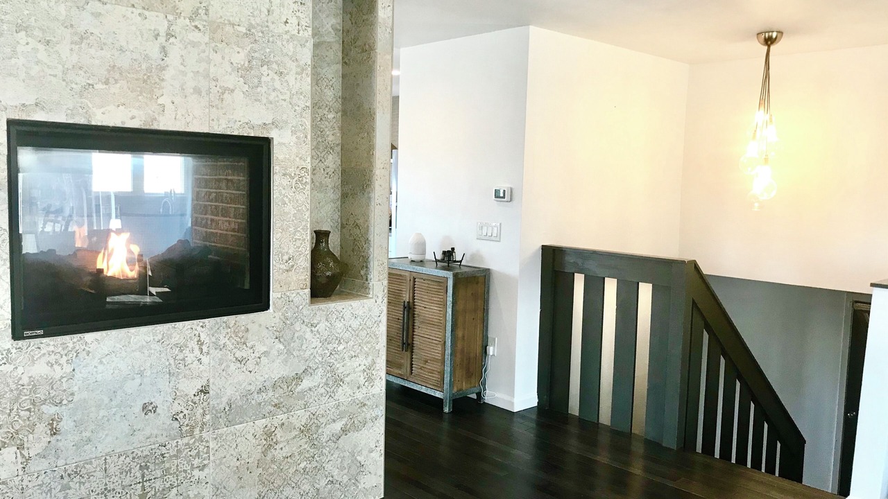 Photo of Livingroom in Dupont