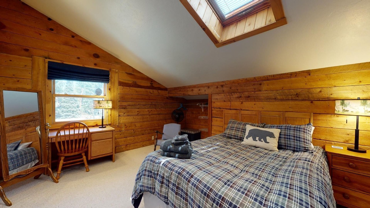 Photo of Bedroom in Gunnison