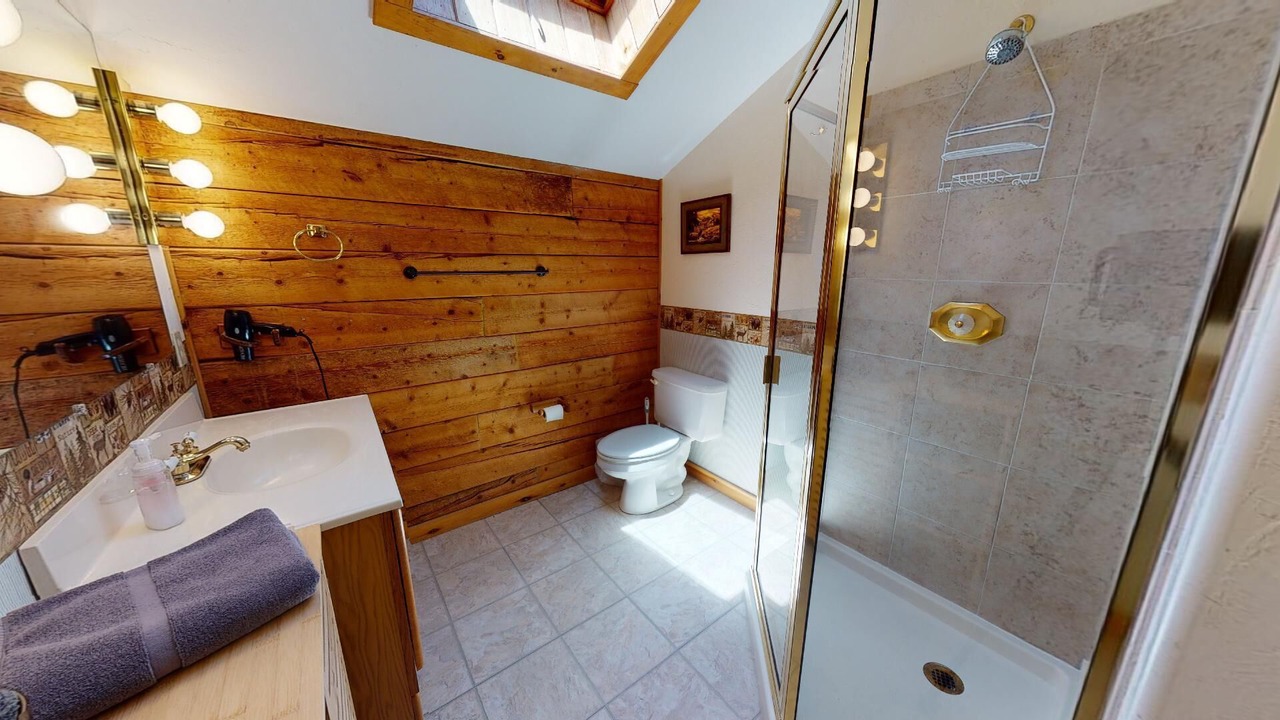 Photo of Bathroom in Gunnison