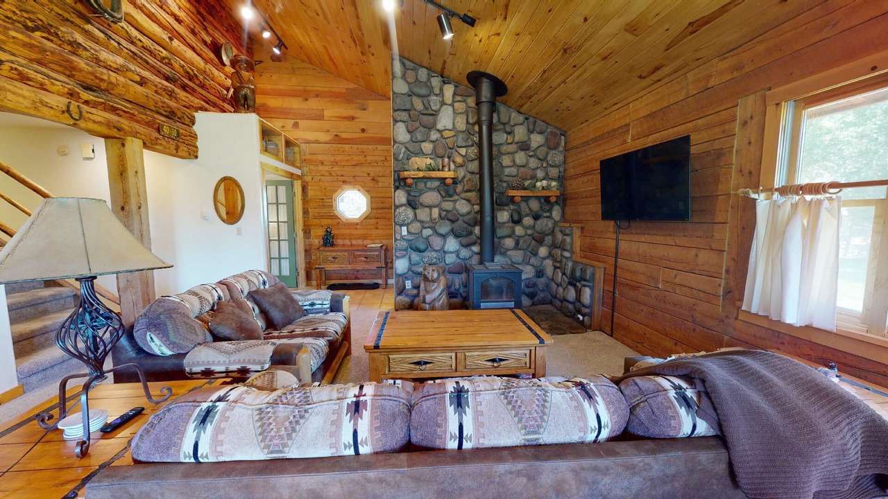 Photo of Livingroom in Gunnison