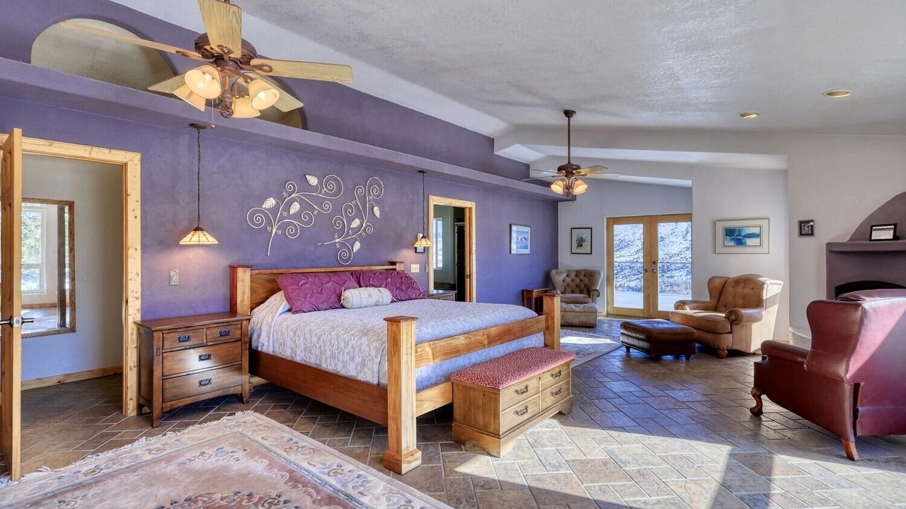 Photo of Bedroom in Del Norte
