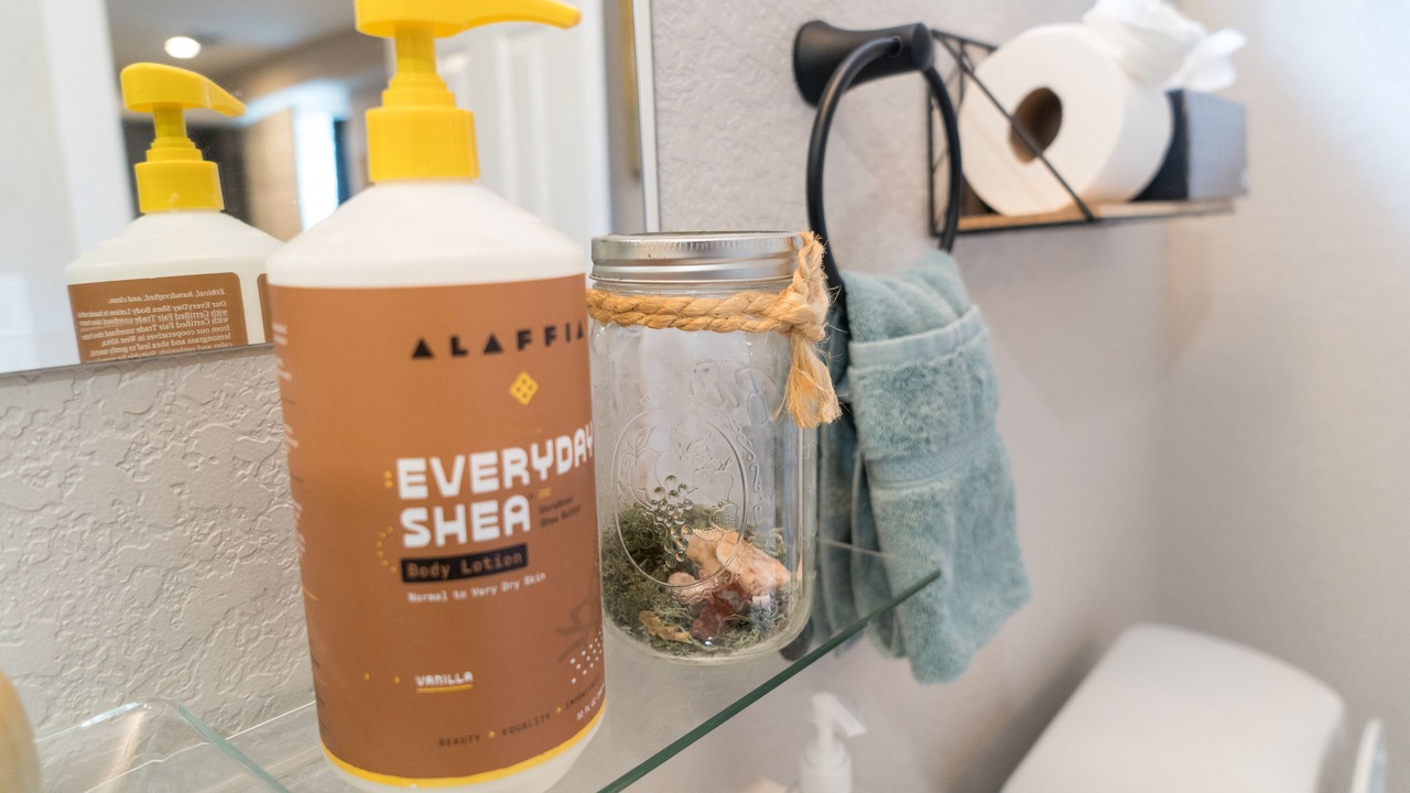Photo of Bathroom in Sloan Lake
