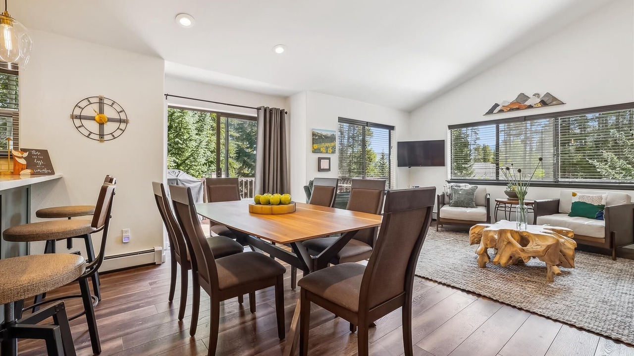 Photo of Bedroom in Park Forest Estates