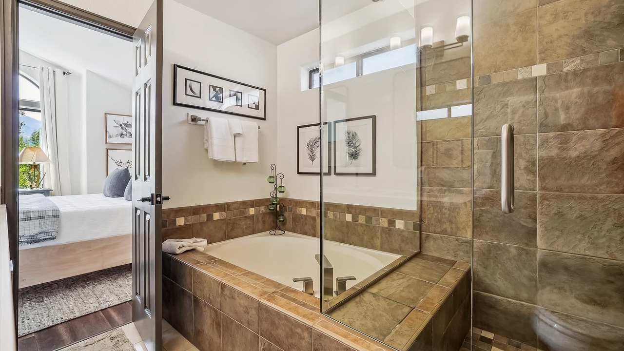 Photo of Bathroom in Park Forest Estates