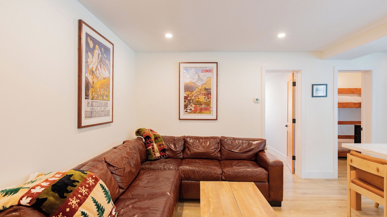 Photo of Livingroom in Vail