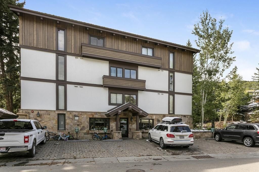 Photo of Others in Vail