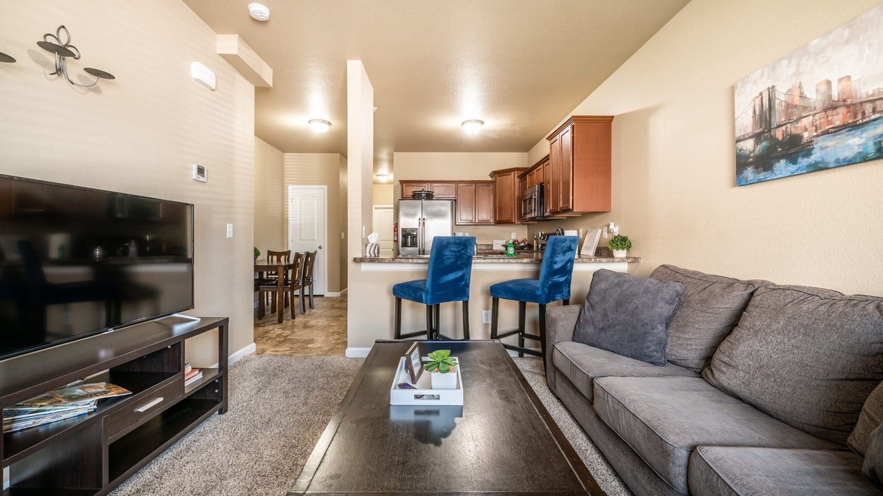 Photo of Livingroom in Security-Widefield