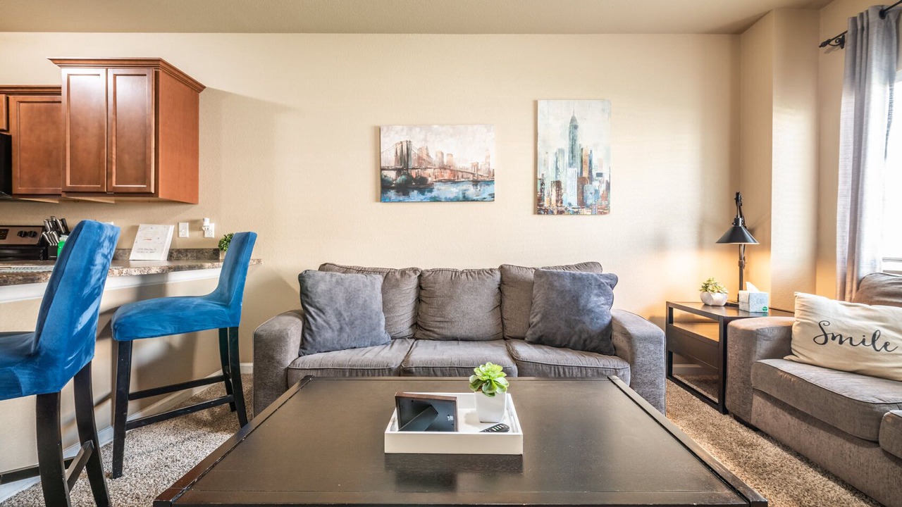 Photo of Livingroom in Security-Widefield