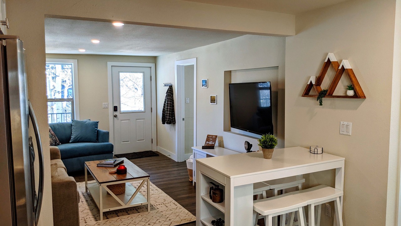 Photo of Livingroom in Idaho Springs