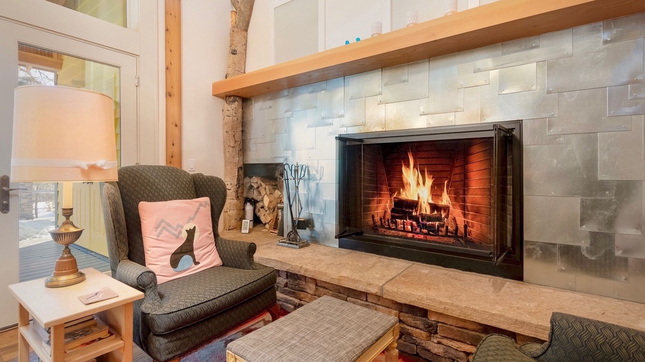 Photo of Livingroom in Estes Park