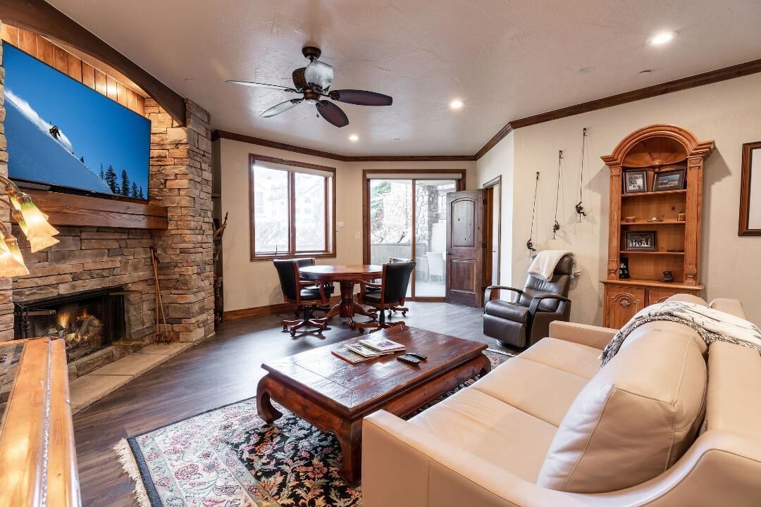 Photo of Livingroom in Beaver Creek