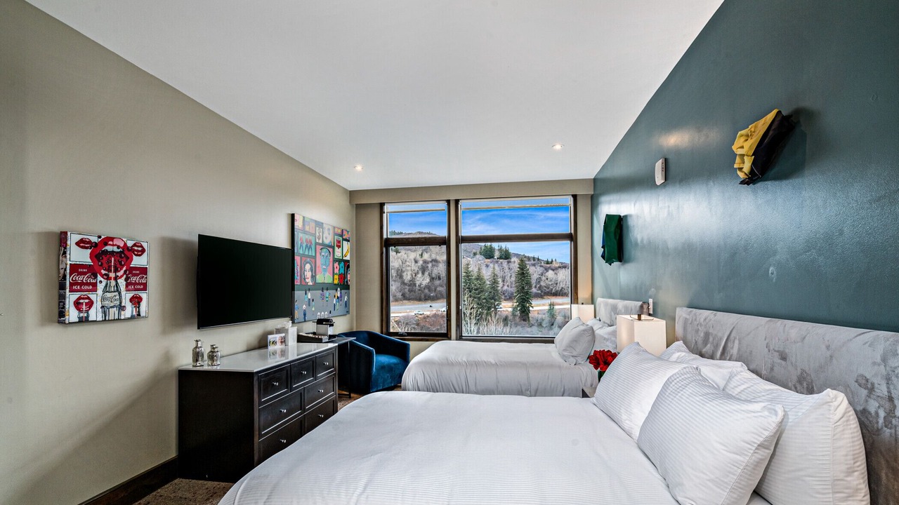 Photo of Bedroom in Avon