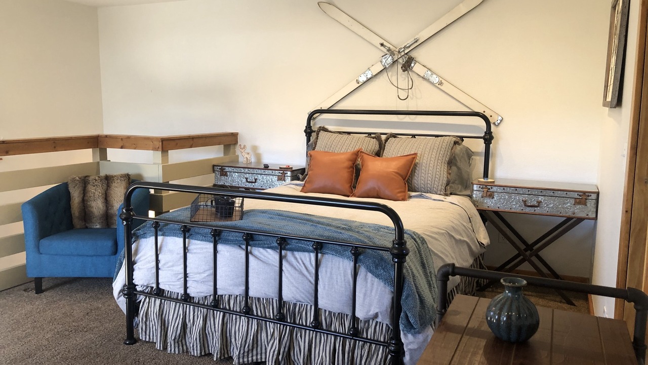 Photo of Bedroom in Woodland Park