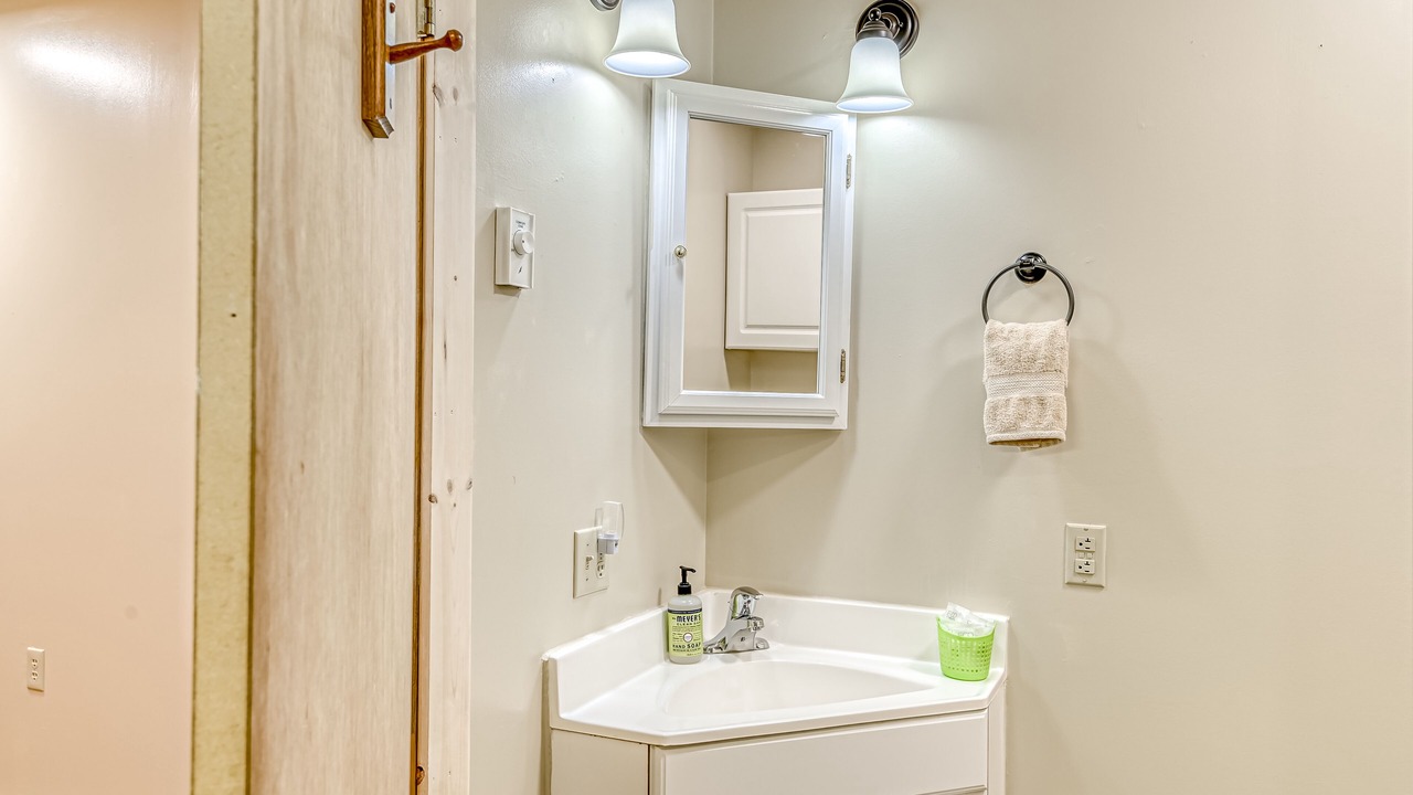 Photo of Bathroom in Alpine Village