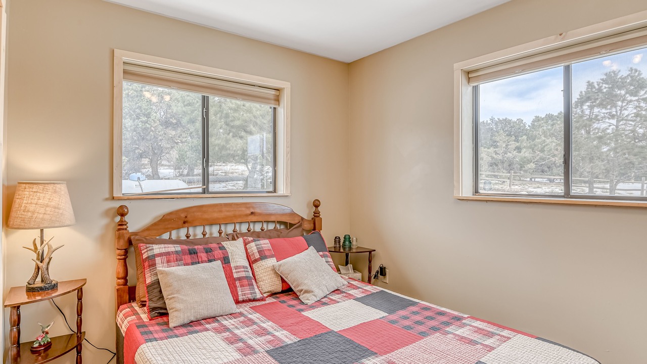 Photo of Bedroom in Alpine Village