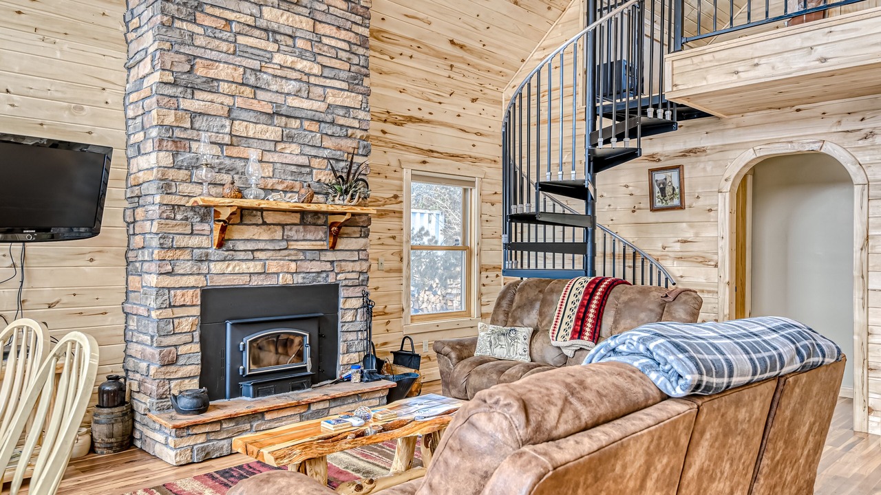 Photo of Livingroom in Alpine Village