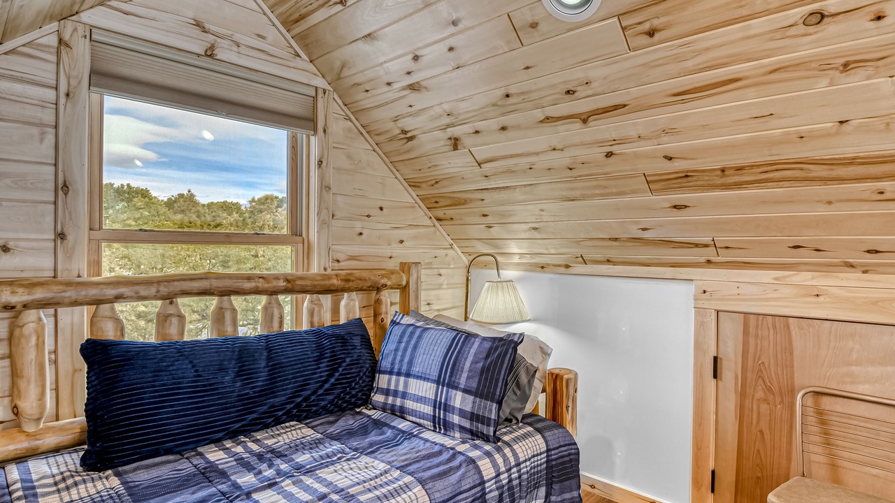 Photo of Bedroom in Alpine Village