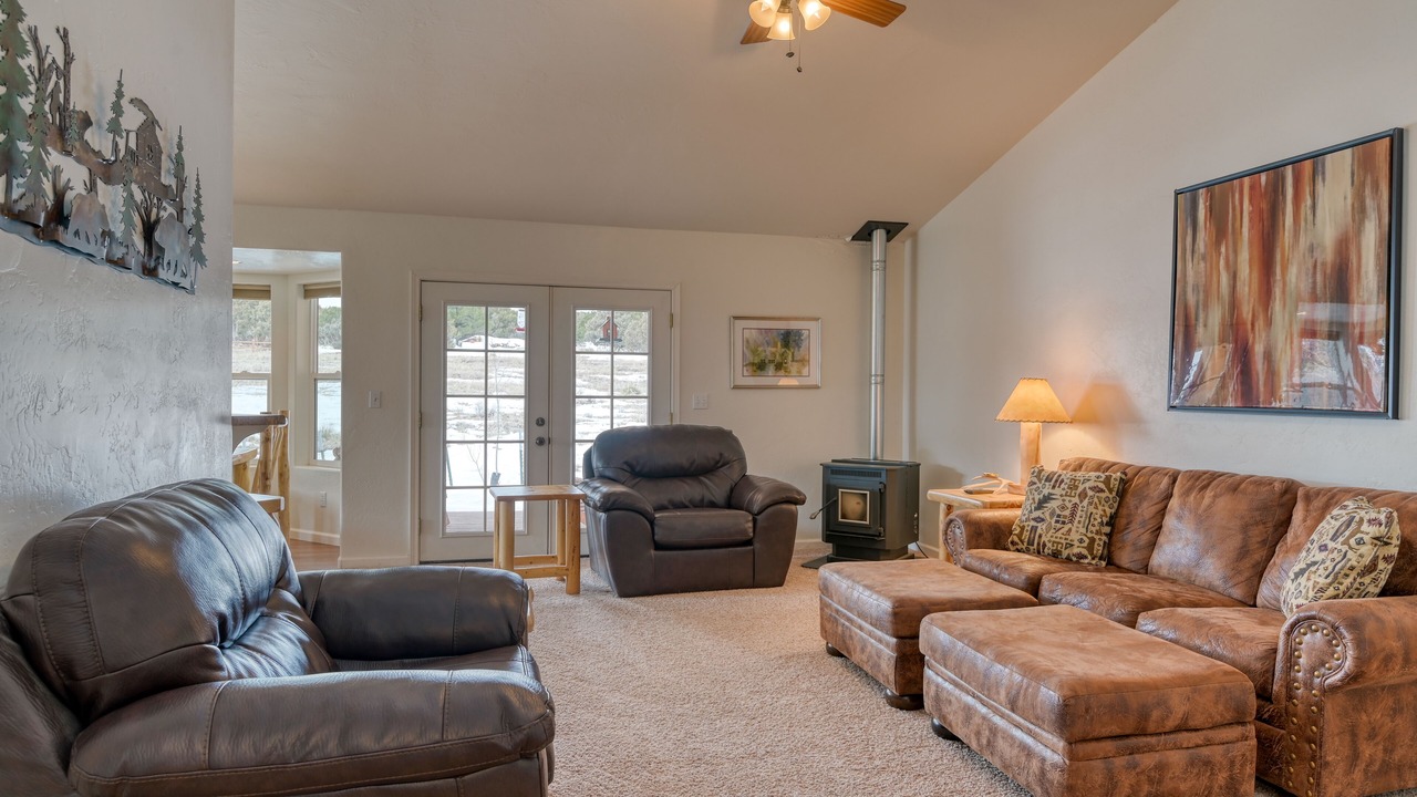 Photo of Livingroom in Alpine Village