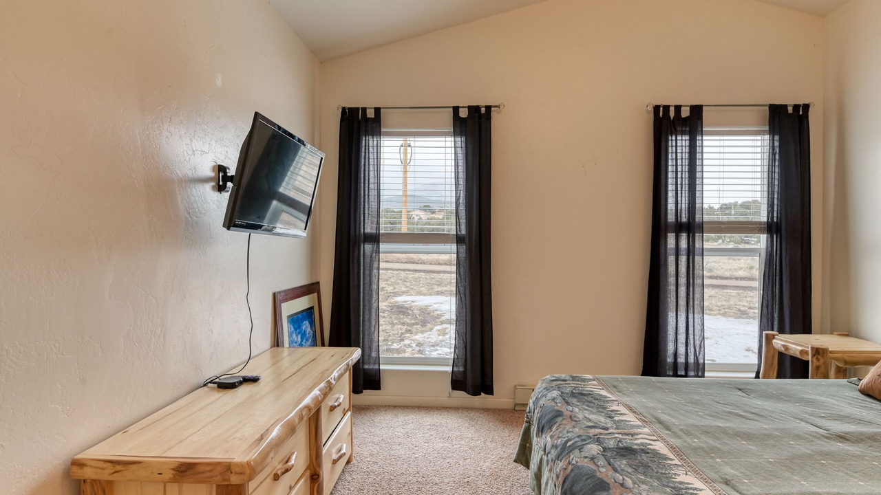 Photo of Bedroom in Alpine Village
