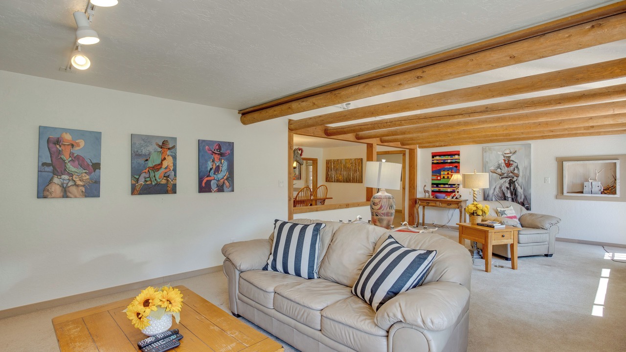 Photo of Livingroom in Ridgway