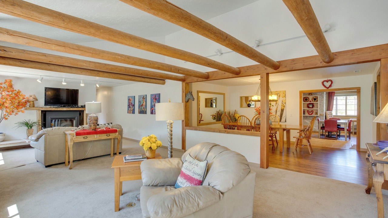 Photo of Livingroom in Ridgway