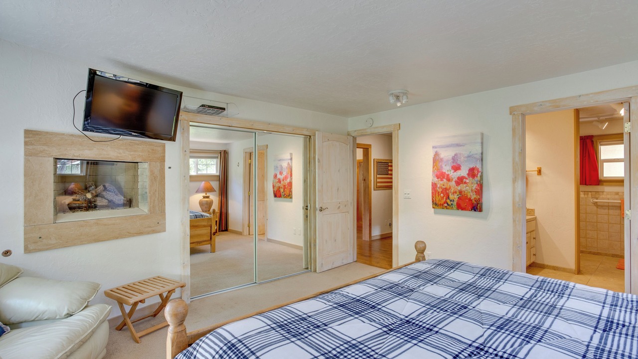 Photo of Bedroom in Ridgway