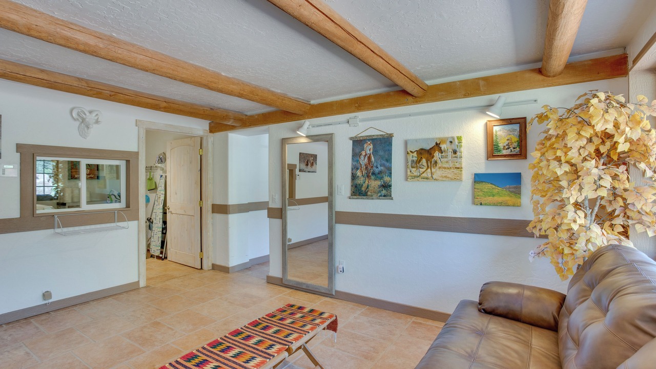 Photo of Livingroom in Ridgway