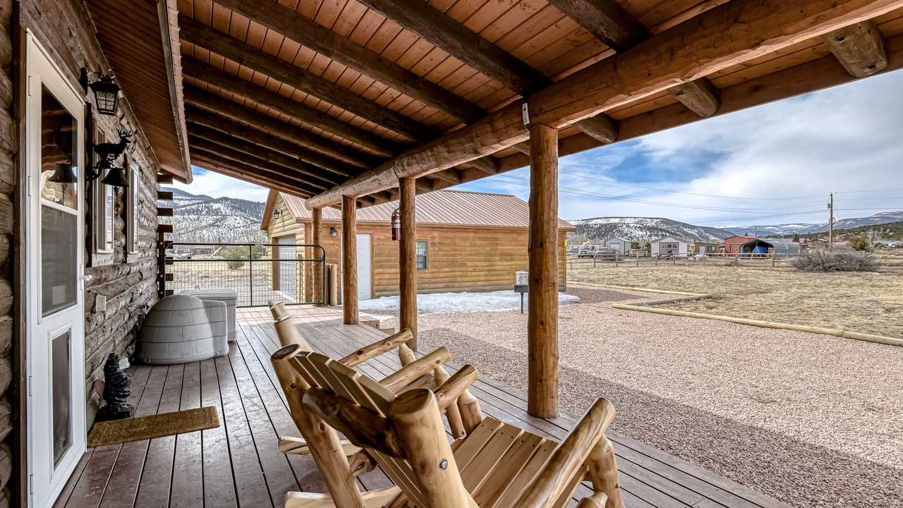 Photo of Patio Balcony in Alpine Village