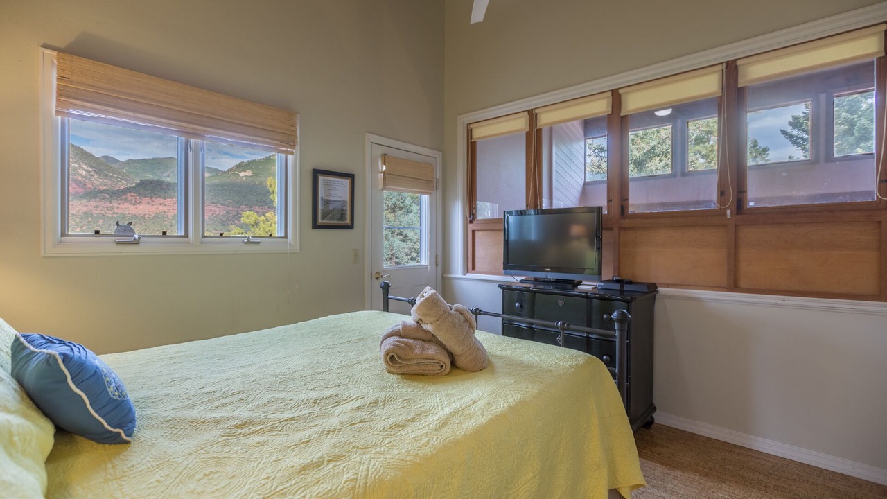 Photo of Bedroom in Idlewild Estates