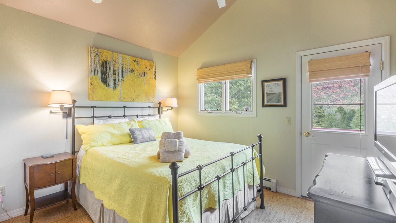 Photo of Bedroom in Idlewild Estates