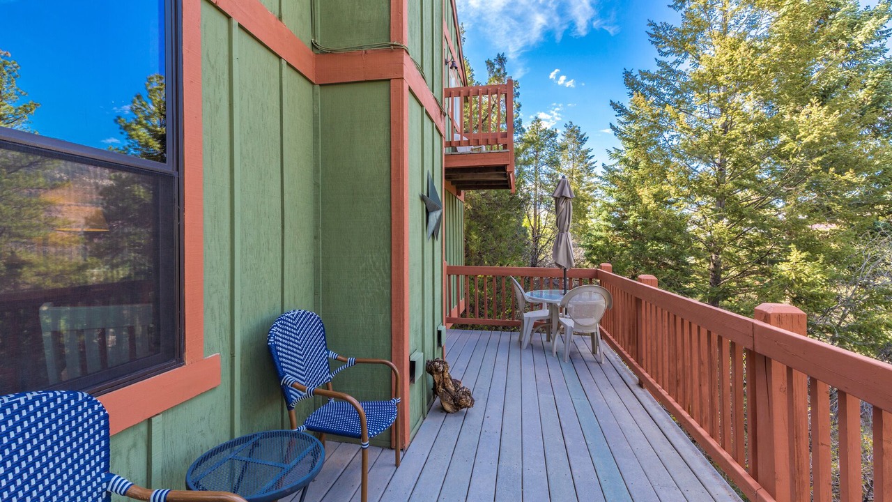 Photo of Patio Balcony in Idlewild Estates