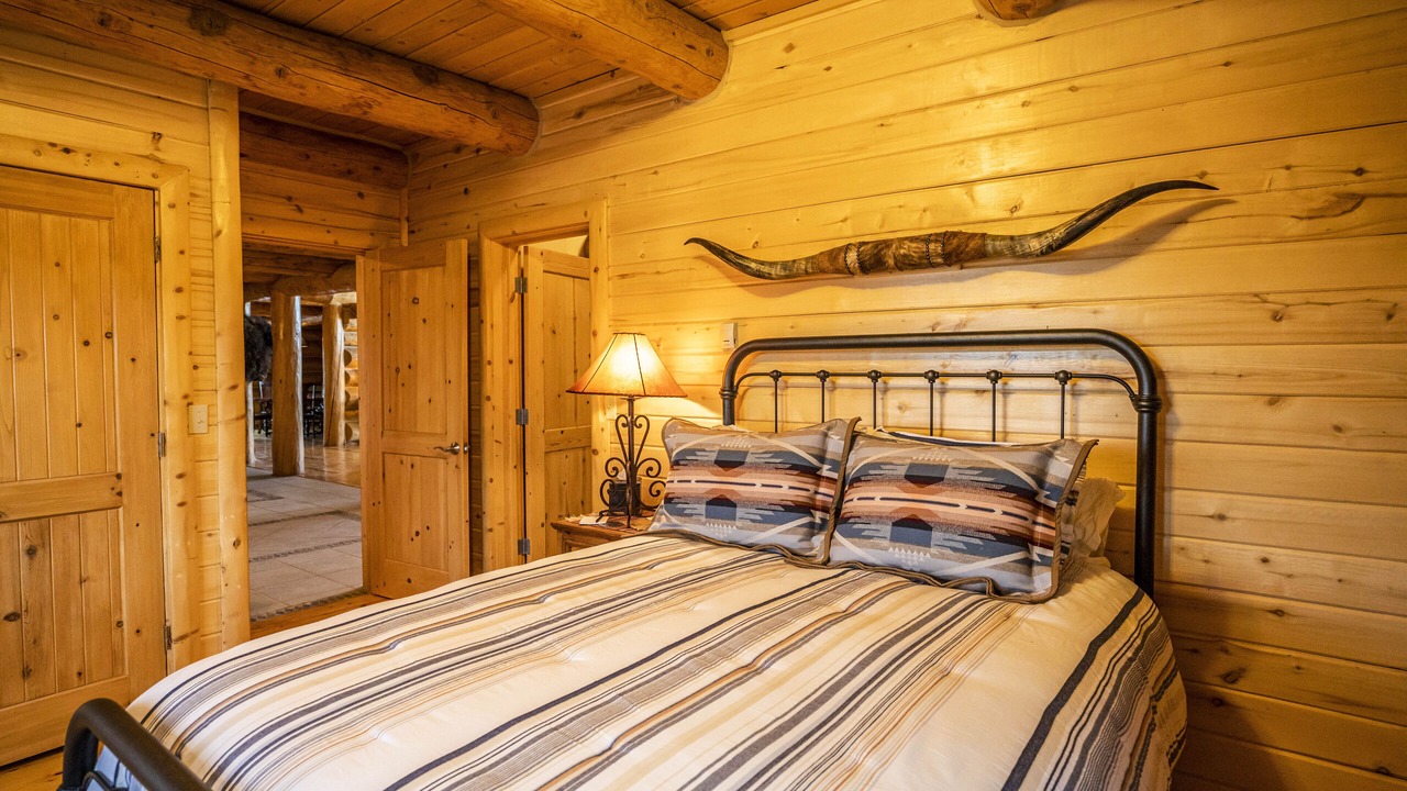 Photo of Bedroom in Walsenburg