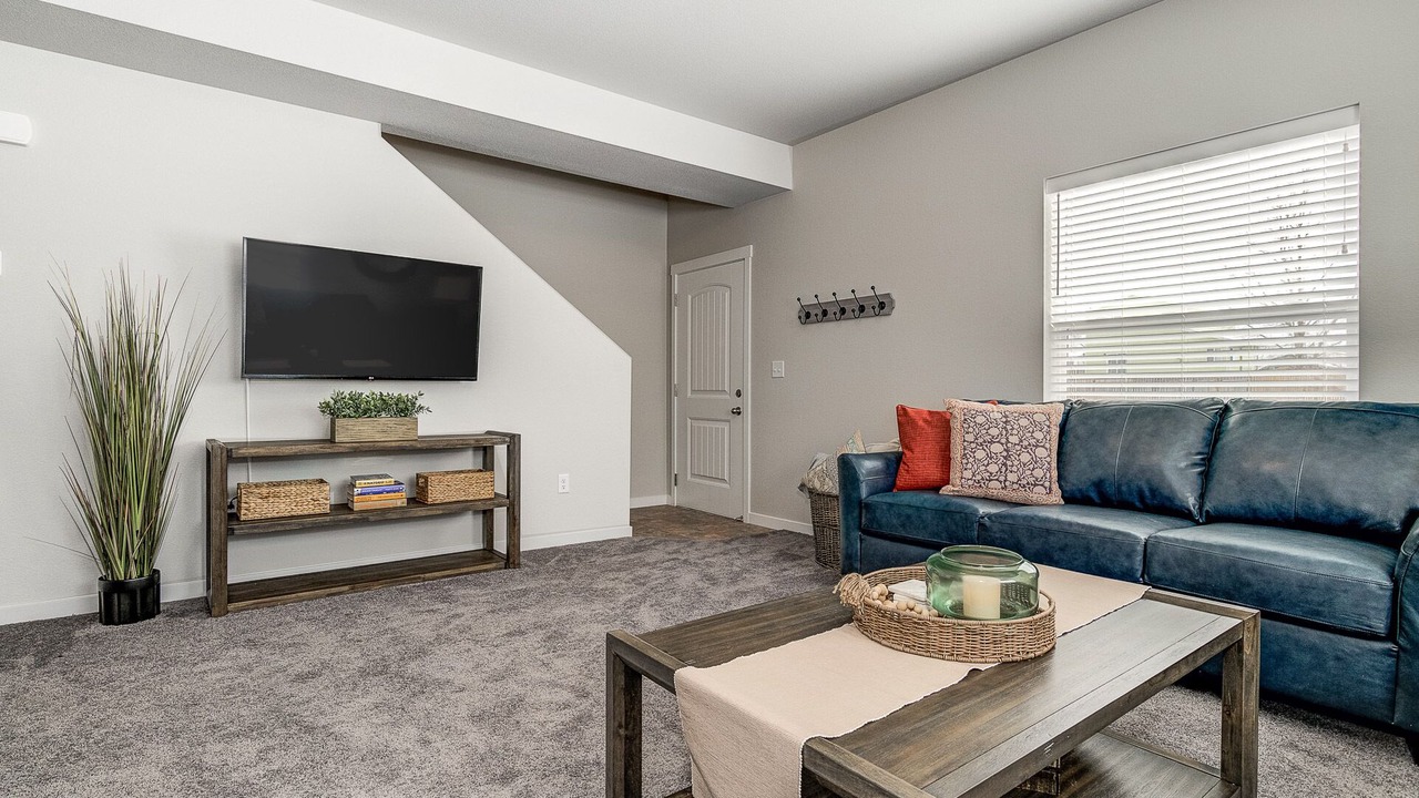Photo of Livingroom in Security-Widefield