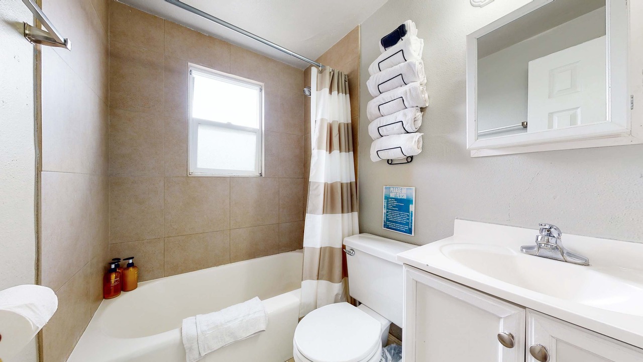 Photo of Bathroom in Dupont