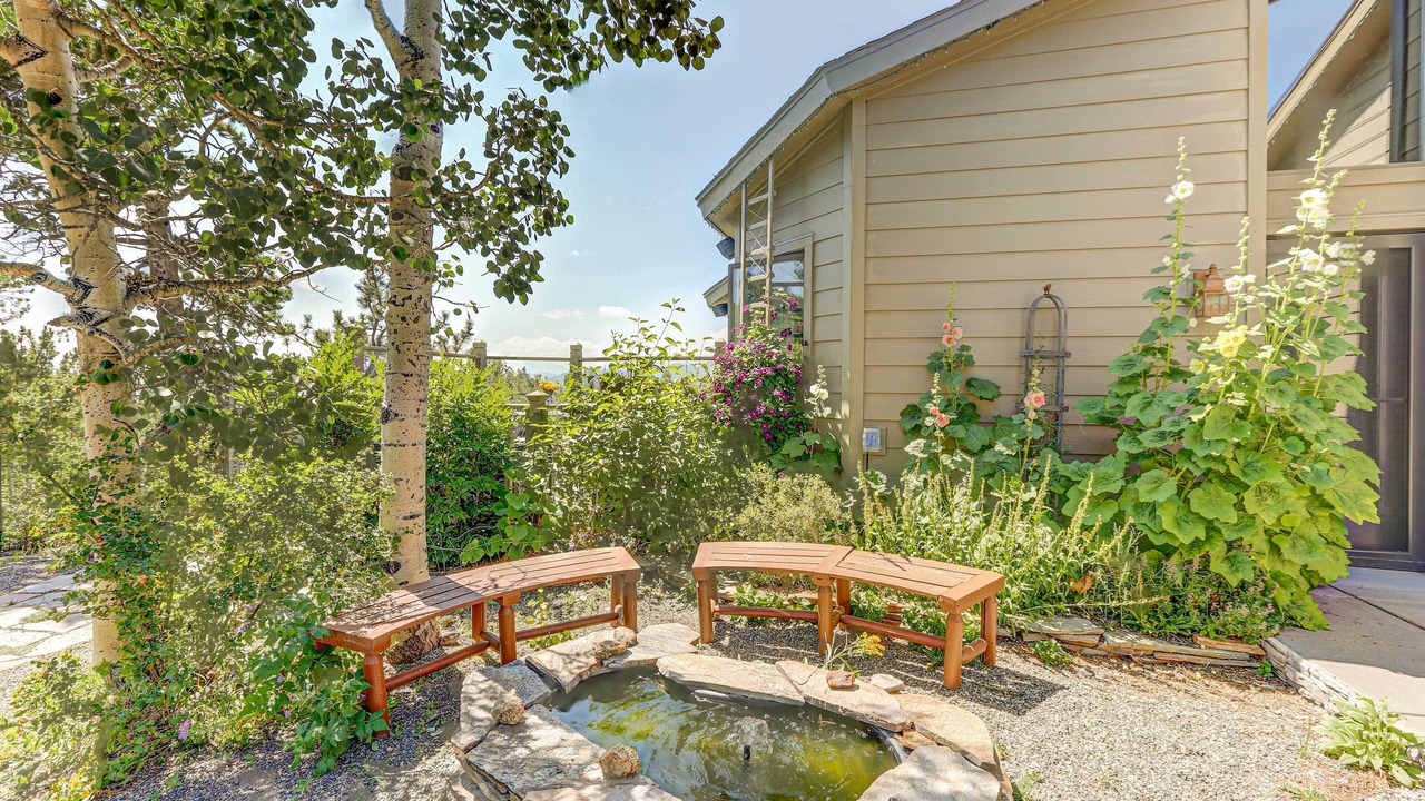 Photo of Outdoor in Black Hawk
