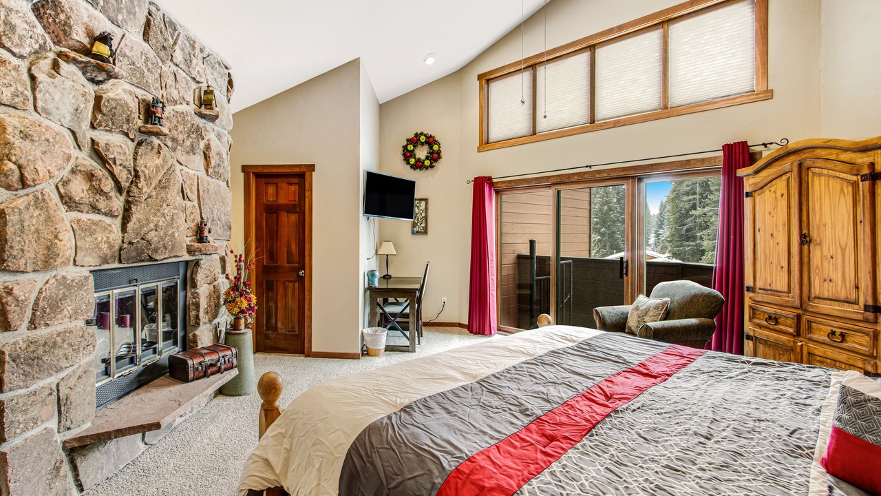 Photo of Bedroom in Old Town