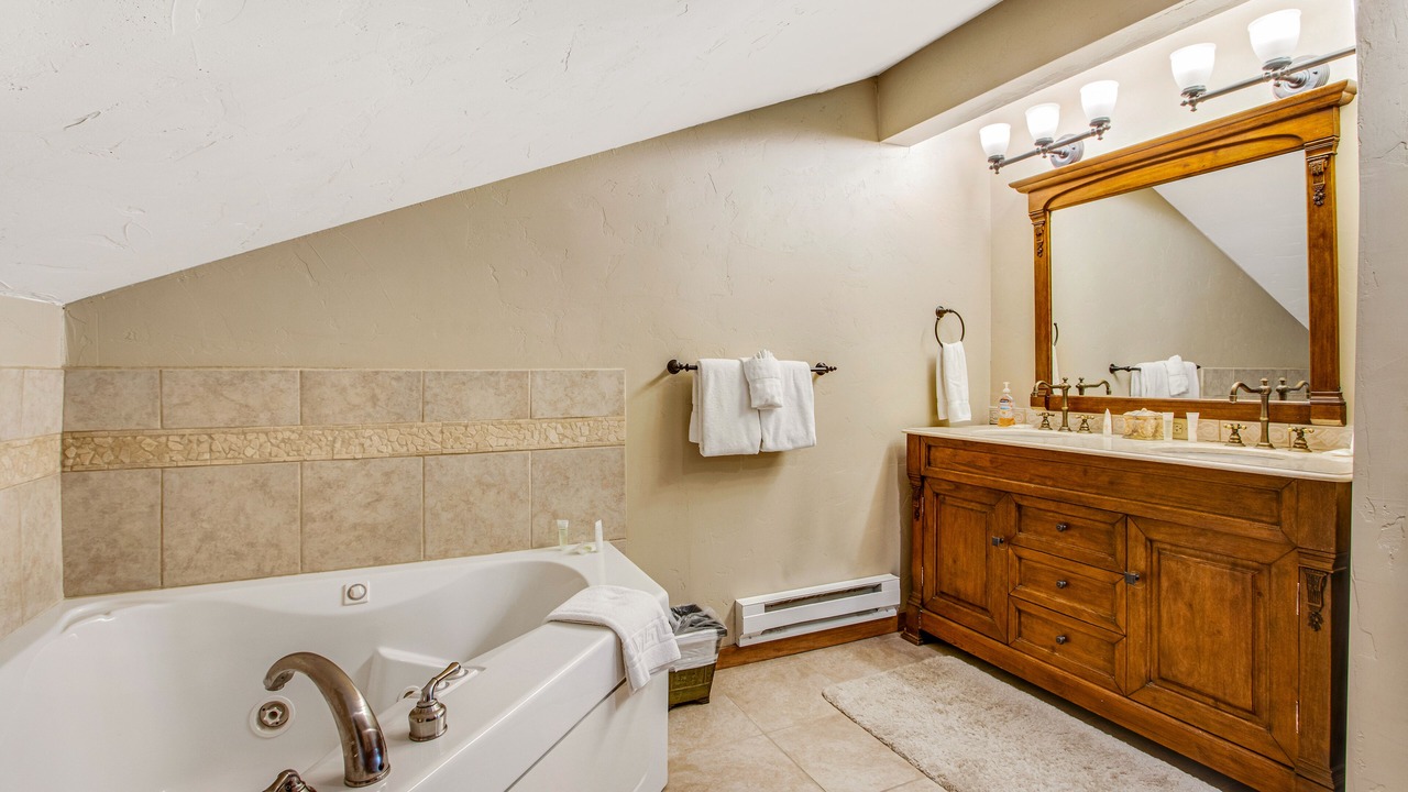 Photo of Bathroom in Old Town