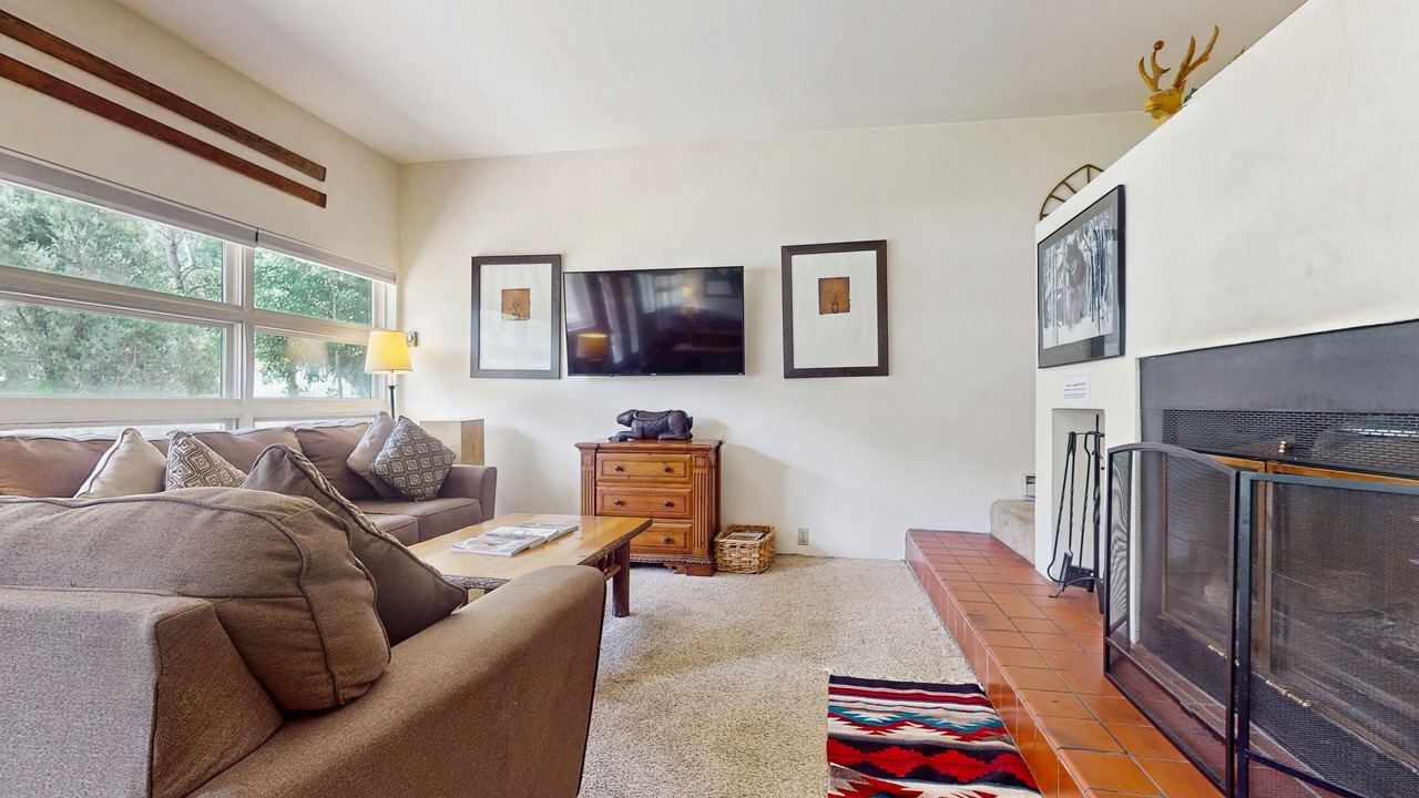 Photo of Livingroom in Vail