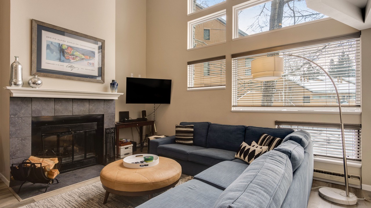 Photo of Livingroom in Vail
