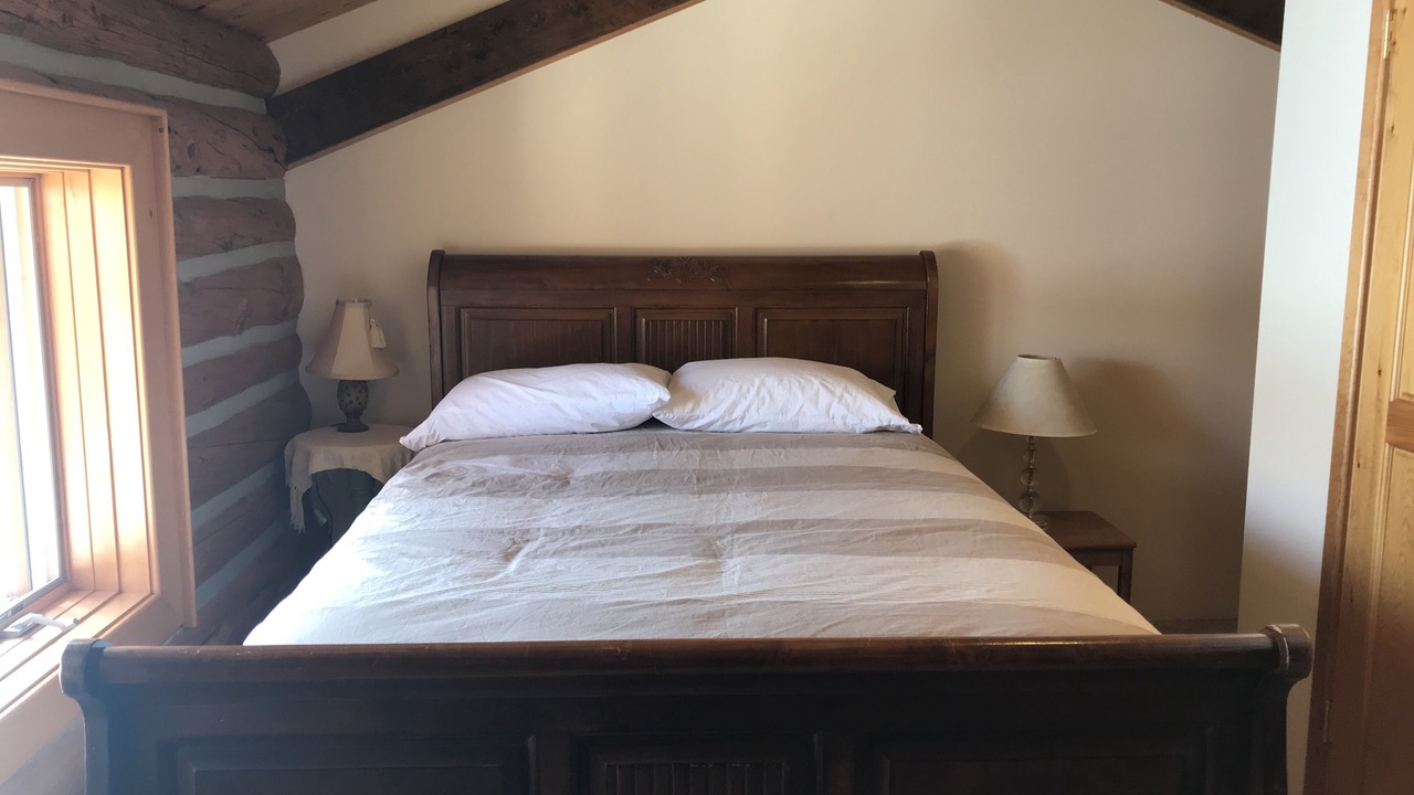 Photo of Bedroom in Mesa
